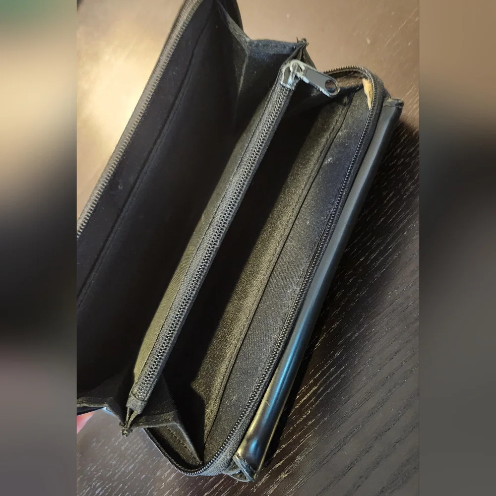 Kate Spade Black Wallet